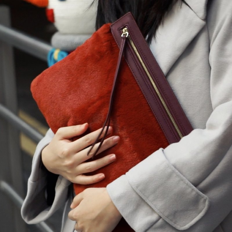 红色人造毛配牛皮双拉链手拿包 - 手拿包 - 真皮 