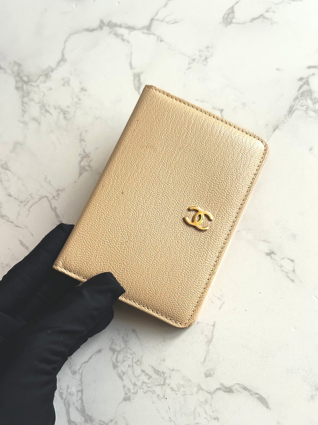 Chanel 米杏色牛皮名片包 卡片包 短夹 钱包 中古包 二手包 卡包 - 皮夹/钱包 - 真皮 卡其色