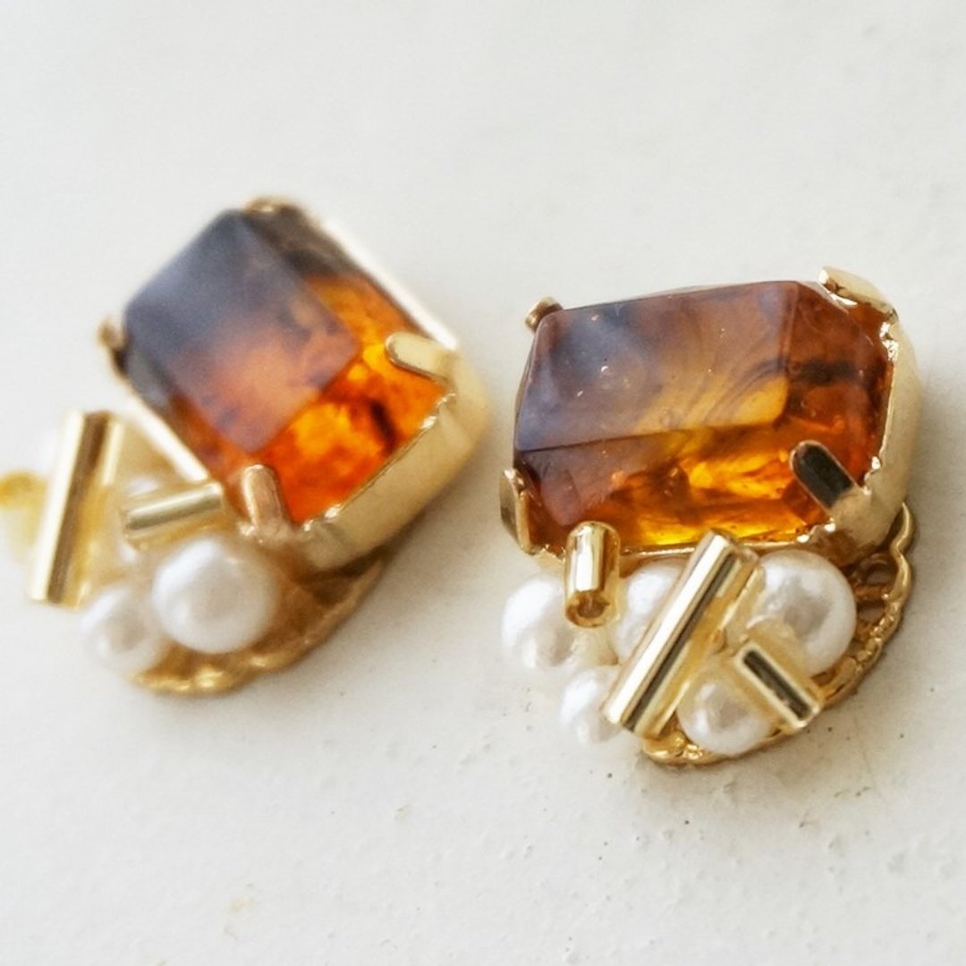 Bekko Bijou and Pearl Earrings / Earrings - 耳环/耳夹 - 其他材质 咖啡色