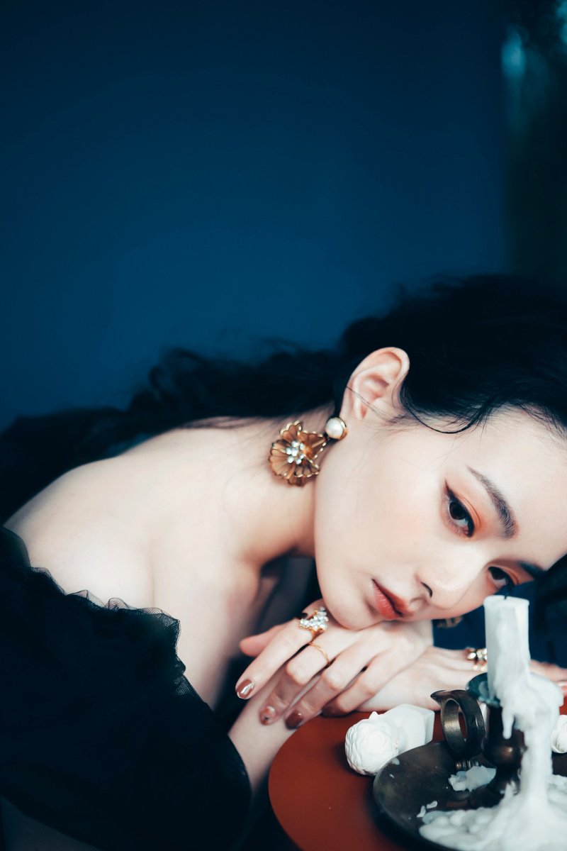 COR-DATE / 珍珠网状花耳环 - 耳环/耳夹 - 其他材质 