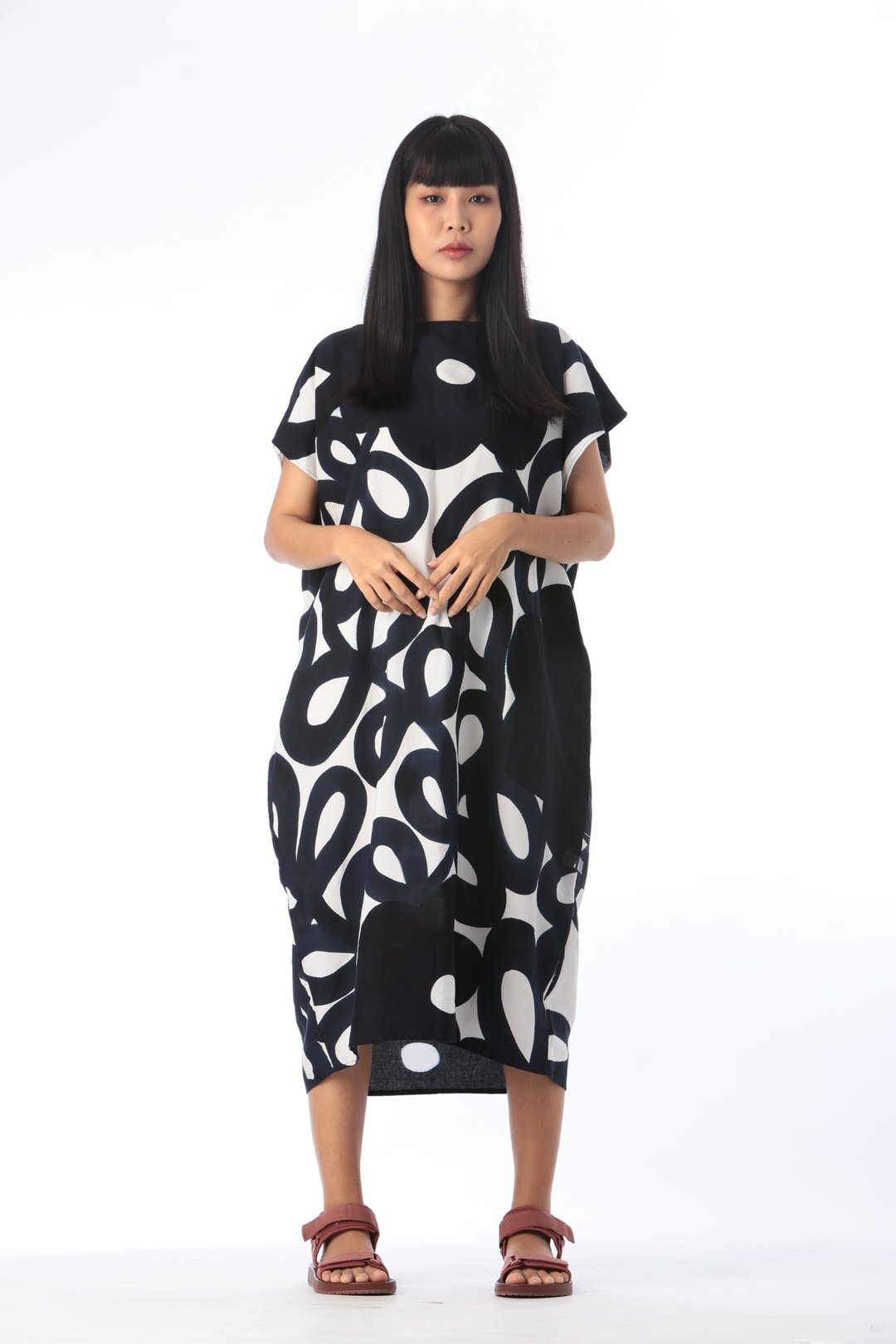 Hand Painted Cotton Rayon Kaftan for Summer Resort Vacation - 洋装/连衣裙 - 棉．麻 蓝色