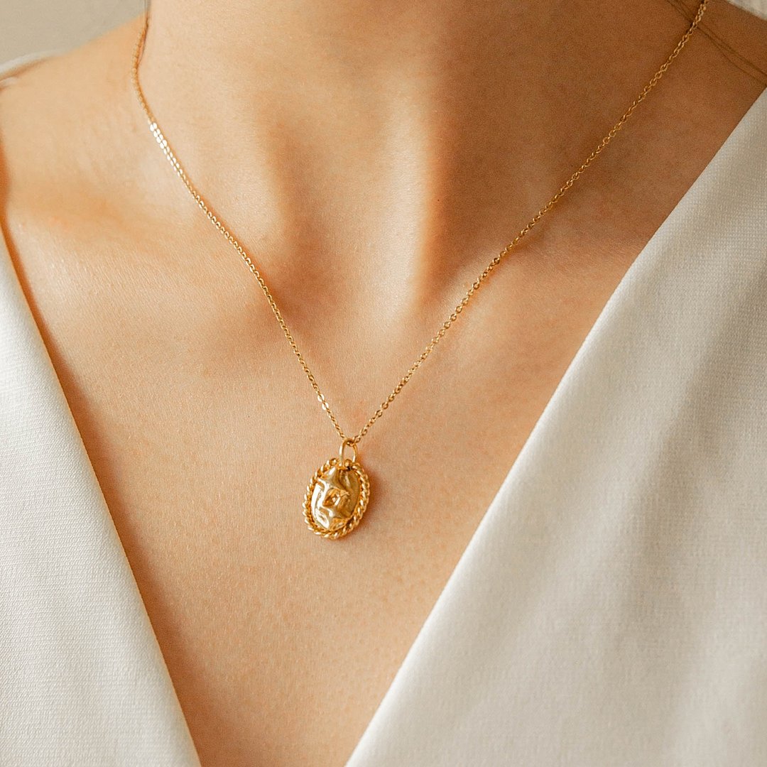 Star Oval Twisted Rope Silver Necklace 星芒麻花边椭圆项链 - 项链 - 纯银 金色