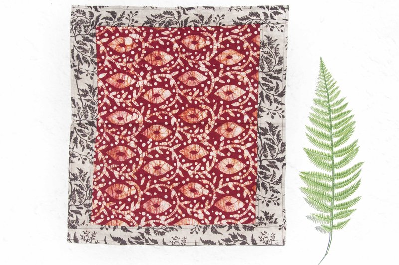 手工木刻印方巾 拼布方巾 蓝染印花方巾 棉布方巾-行走于叶片森林 - 丝巾 - 棉．麻 多色