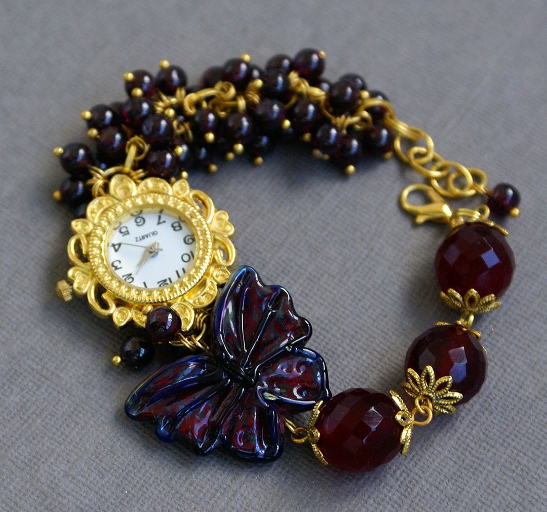 Dark red ladies beaded watch with handmade lampwork butterfly and garnets - 女表 - 玻璃 红色