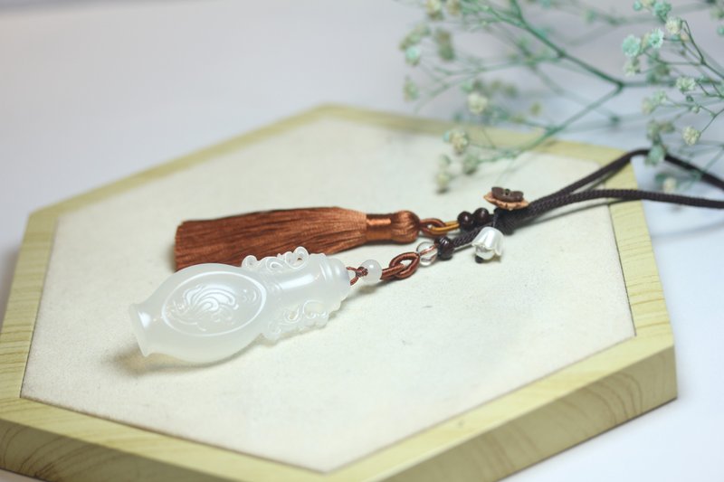 【宝瓶】冰种黄龙玉车挂|压襟|寓意保平安挂饰圆雕玉石饰品 - 项链 - 玉石 透明