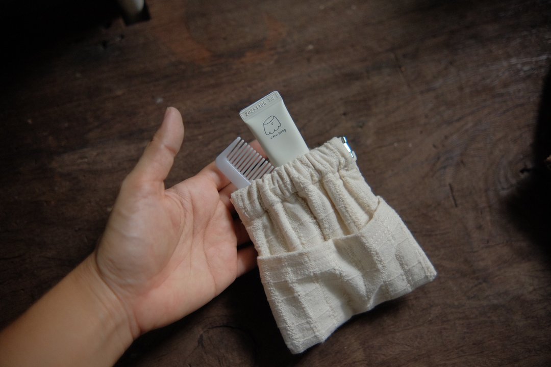 Squeeze mini pouch - 皮夹/钱包 - 棉 白色