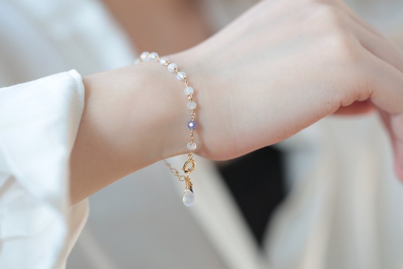 月光圆舞曲手链  │坦桑石 月光石 堇青石 14KGF包金制作 - 手链/手环 - 半宝石 白色