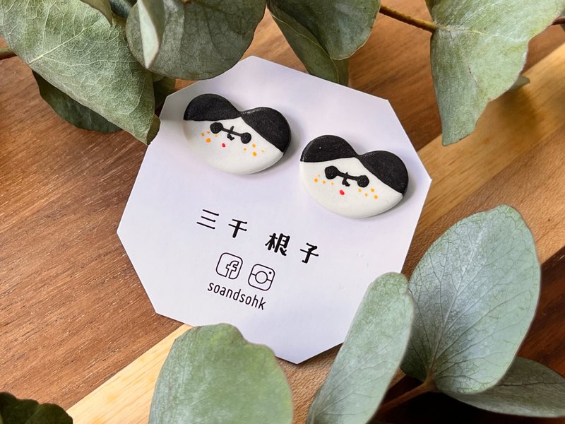 三千根子 白瓷 耳针 耳环 黑/黑 - 耳环/耳夹 - 陶 黑色