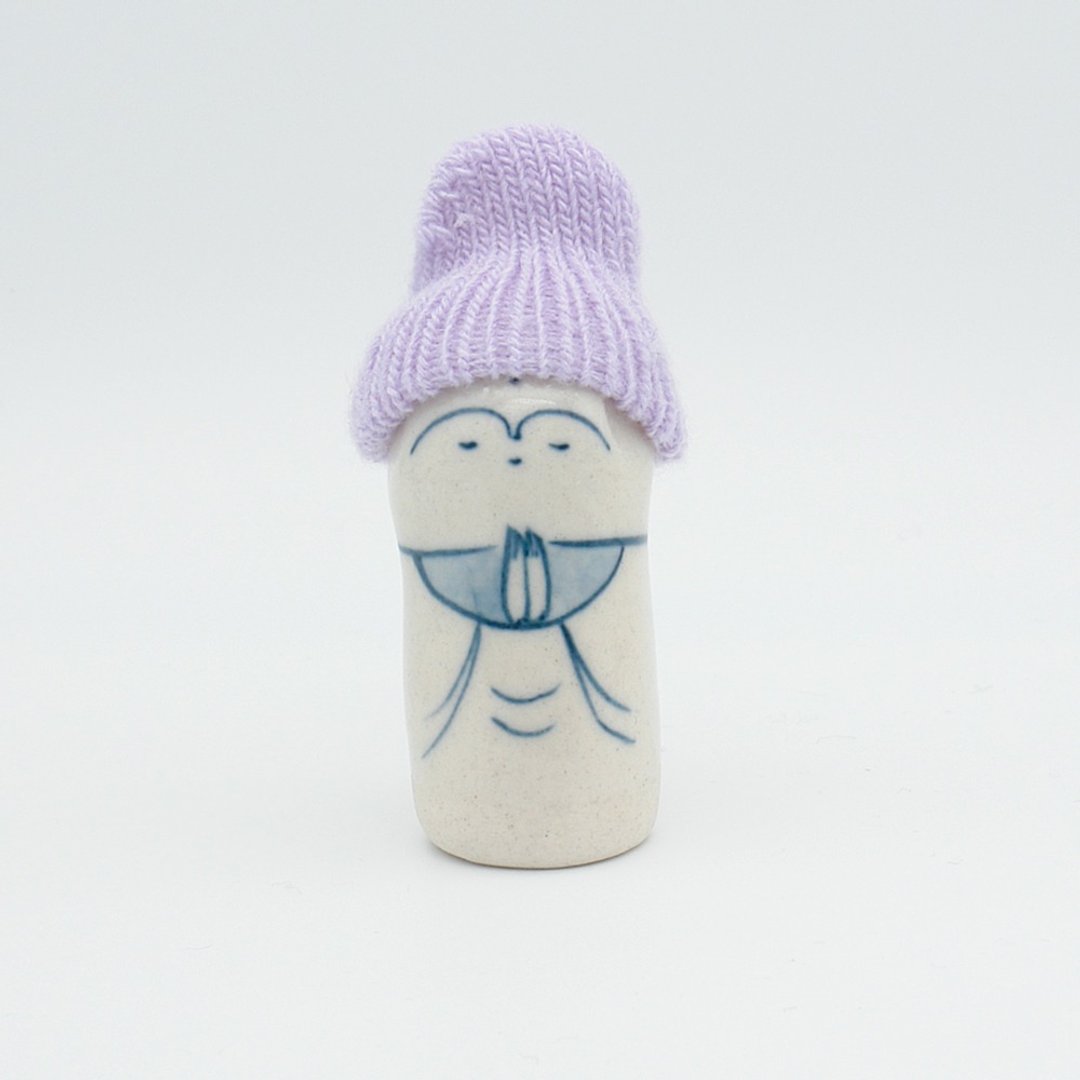 Handmade ceramic doll Jizo wearing a knit hat - 摆饰 - 陶 白色