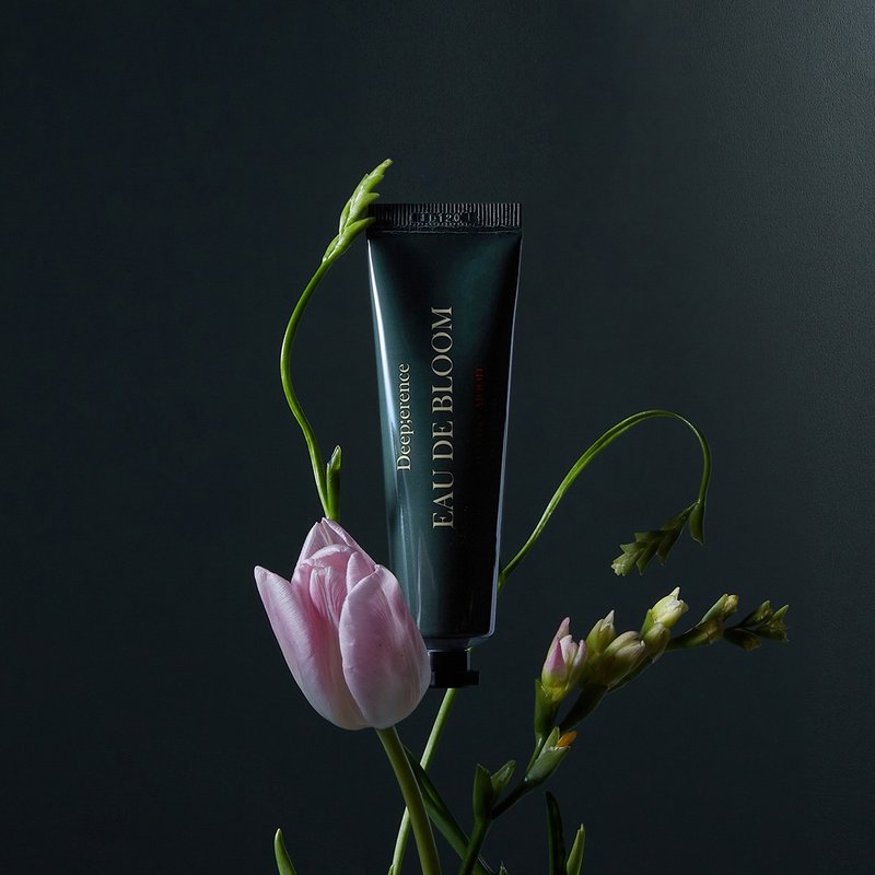 郁柔护手霜 月夜小花园 | 午夜鲜花清新香气 | 轻盈质地不黏腻 - 手足保养 - 其他材质 