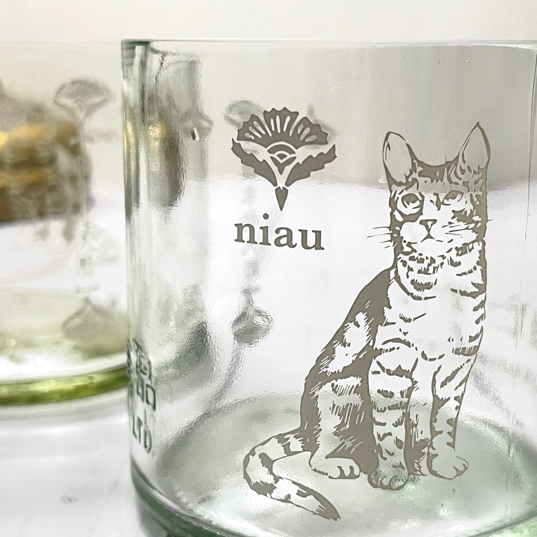 高粱酒瓶花砖玻璃杯 猫来起大厝 - 玻璃杯 - 玻璃 白色