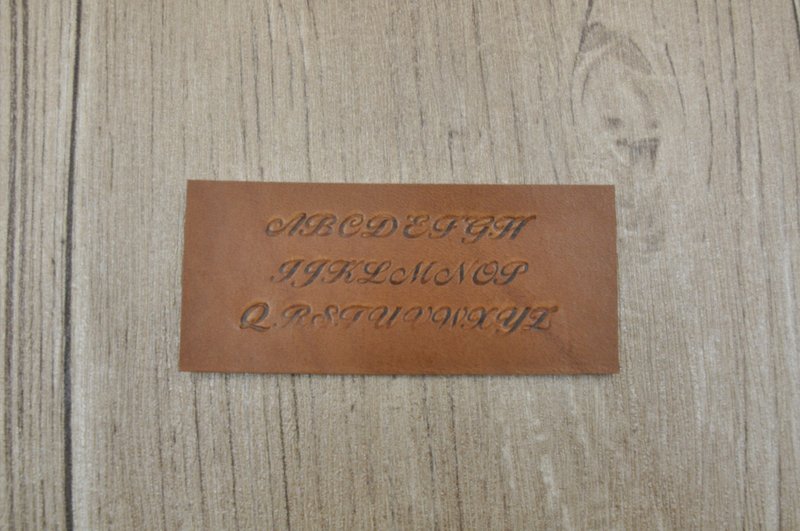 加购刻字 ∣ 压印 ∣ 烫印 ∣ 烫金 - 名片夹/名片盒 - 其他材质 