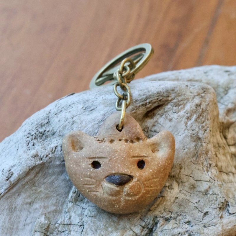 【快速出货】萌萌猫手捏陶扩香钥匙圈 - 钥匙链/钥匙包 - 陶 咖啡色