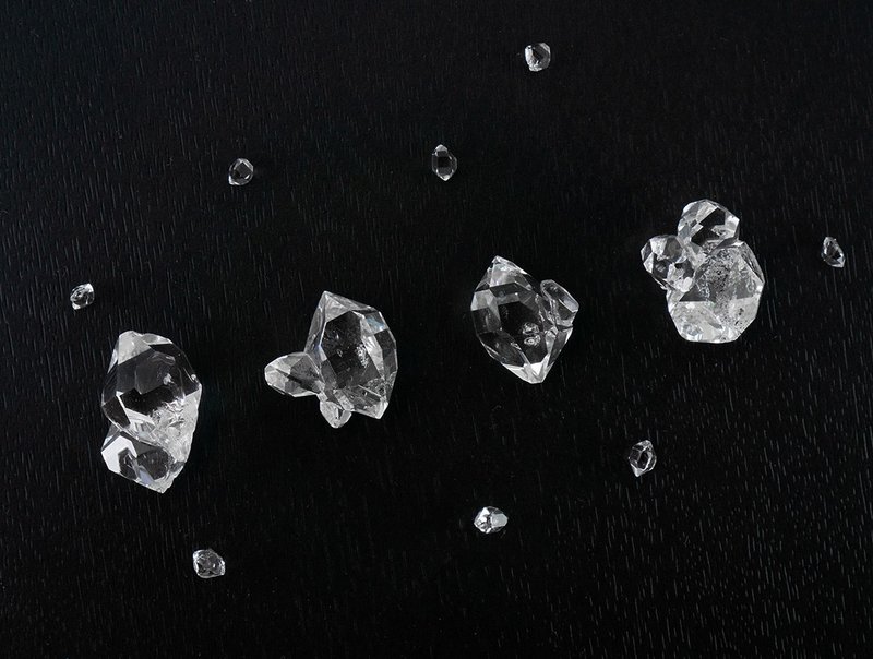 Edith & Jaz • 美国闪灵钻原石 G6 - 项链 - 半宝石 透明