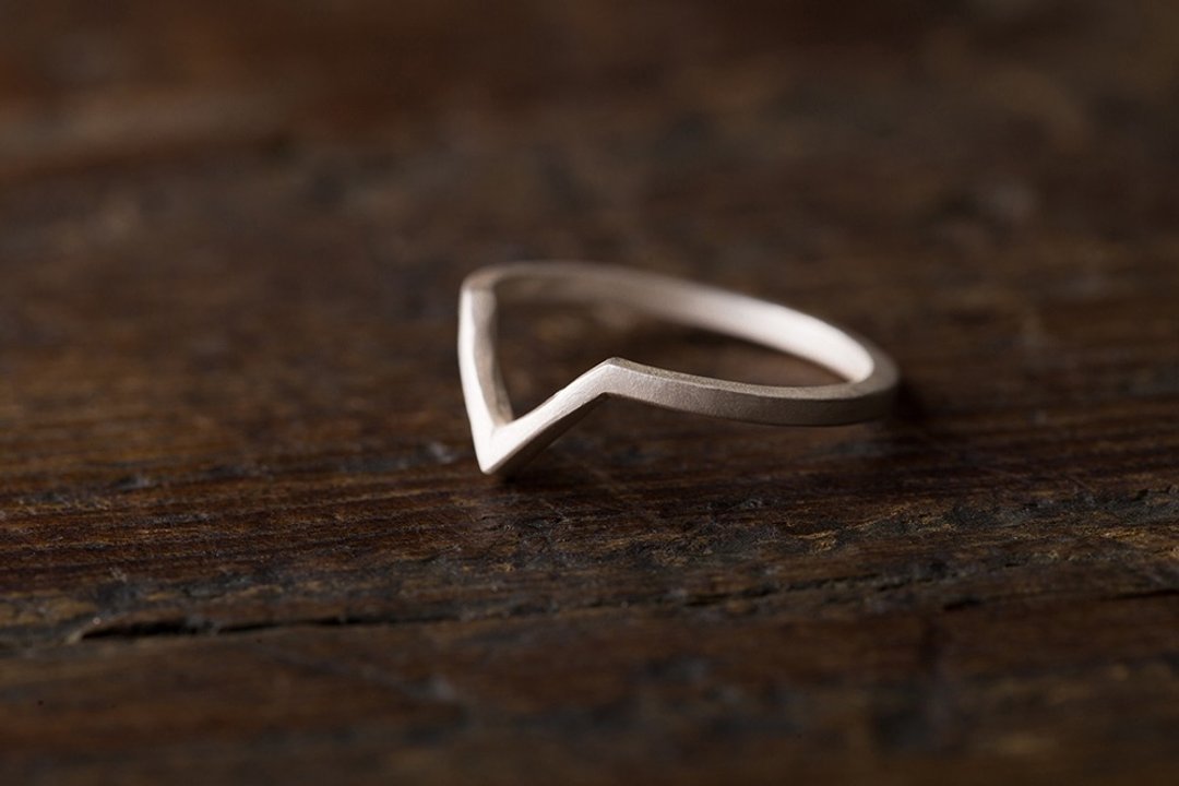 Beats 悸 手工纯银戒指 925 Silver Ring - 戒指 - 纯银 白色