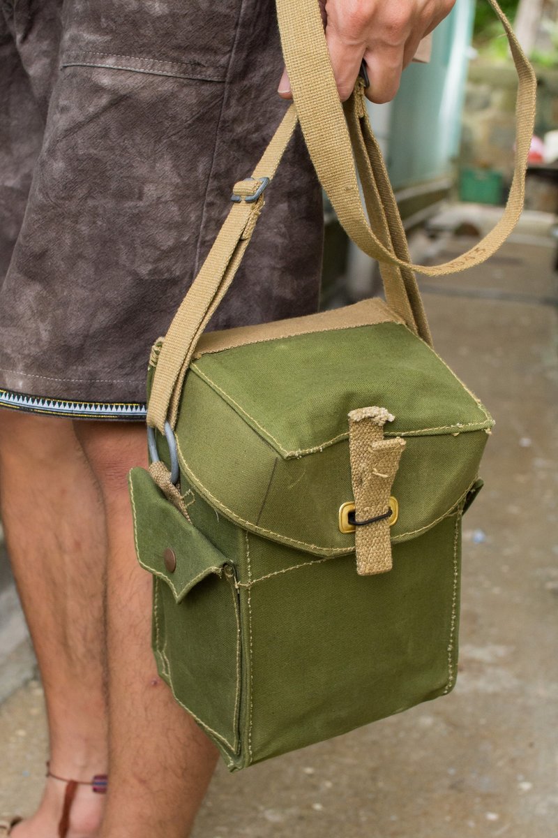 EARTH.er  :: Vintage系列 :: │正版二战40年代英国陆军单肩包:: ● Genuine WW2 1940s Dated British Army Shoulder Bag │ - 其他 - 其他材质 绿色