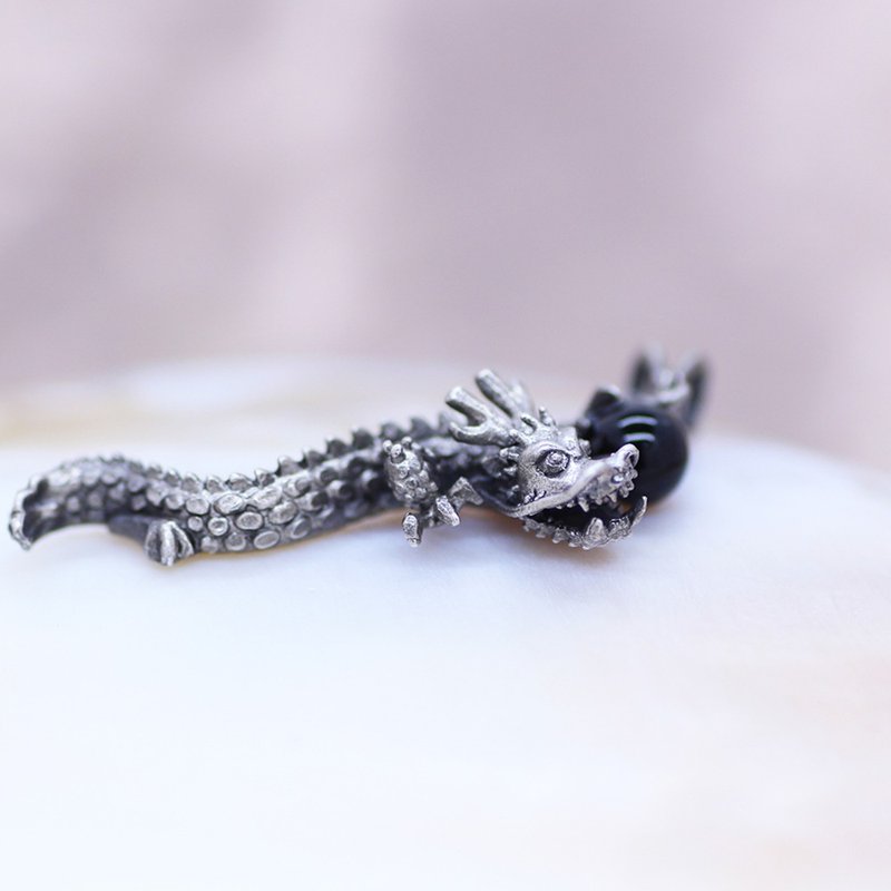 升龙 (黑玛瑙) 银坠饰 / 925 纯银 - 项链 - 纯银 银色