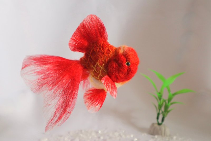 摇曳生姿的金鱼风铃 L - 更纱荷兰狮头 - - 玩偶/公仔 - 羊毛 红色