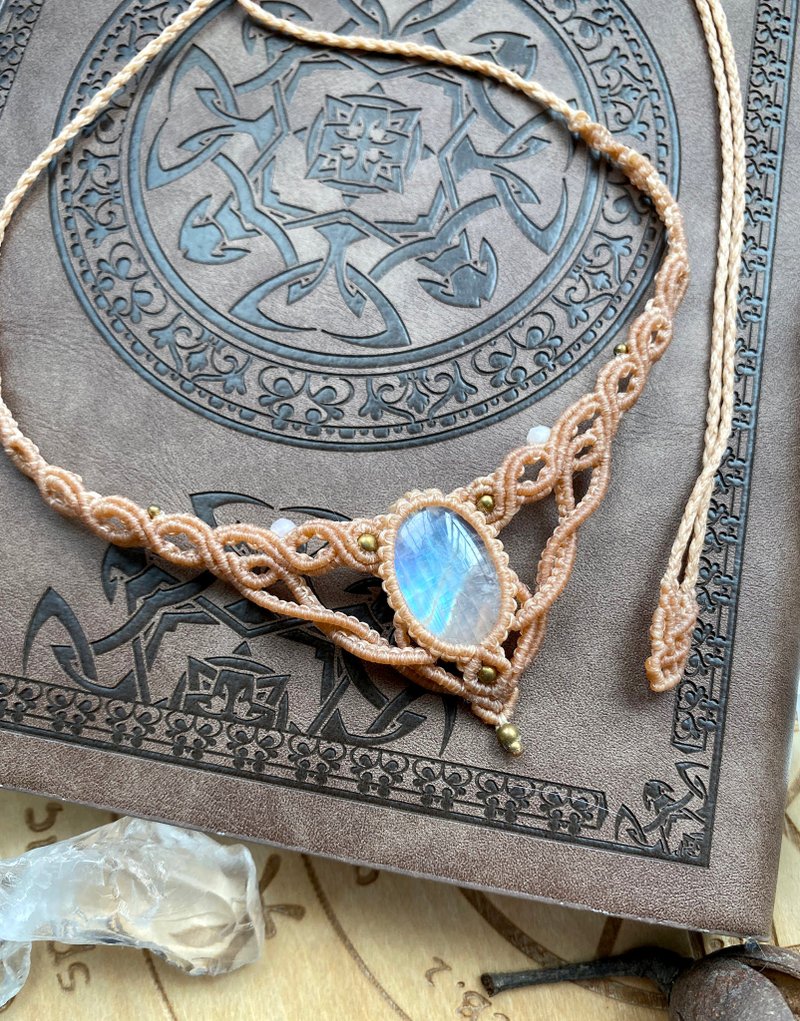 N166 波希米亚风 民族风 南美蜡线编织月光石摩根石珠黄铜珠项链 - 项链 - 宝石 卡其色