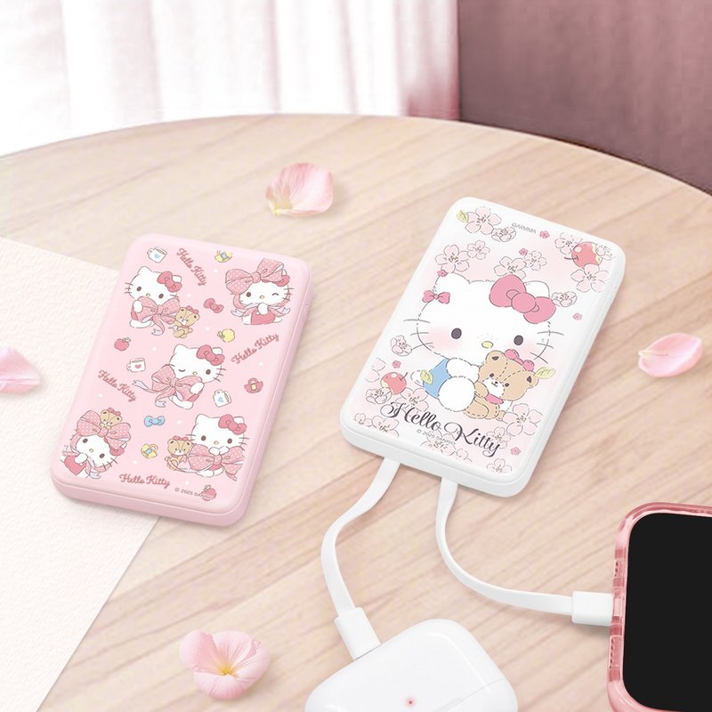 GARMMA Hello Kitty 数显带线行动电源 10000mAh -38.5 Wh - 充电宝/传输线 - 其他金属 黑色