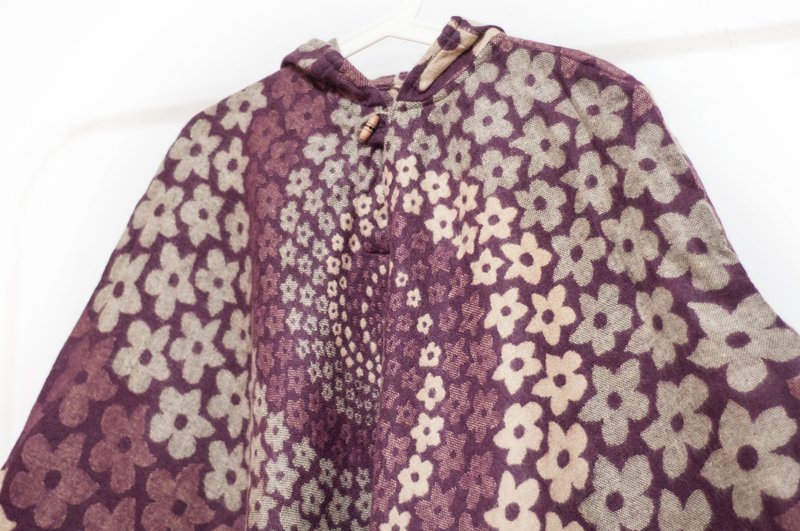 印地安民族风流苏斗篷/波希米亚斗篷披肩/羊毛连帽斗篷-浪漫花朵 - 围巾/披肩 - 羊毛 多色