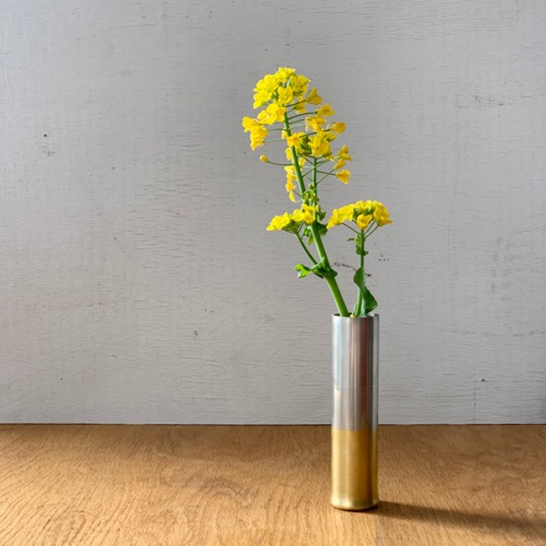 Small vase brass tin - 花瓶/陶器 - 其他金属 金色