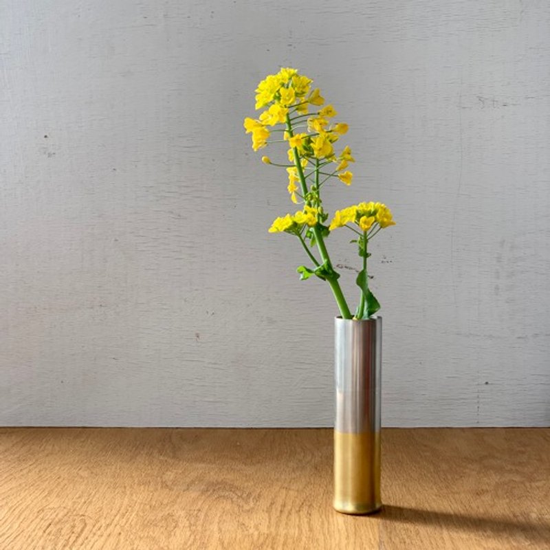 小花瓶　真鍮錫 - 花瓶/陶器 - 其他金属 金色