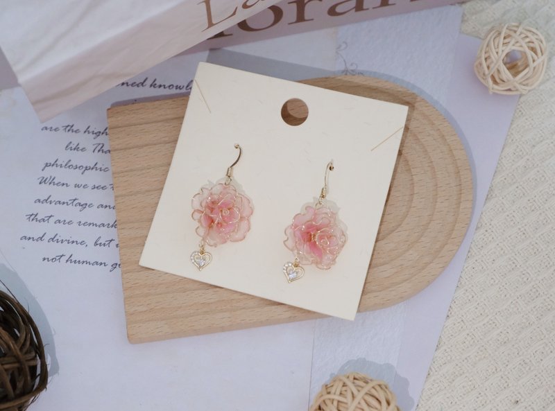 【浪漫】玫瑰耳饰/水晶花饰品/新娘饰品 - 耳环/耳夹 - 树脂 粉红色