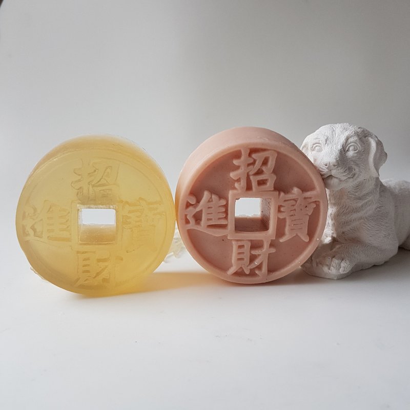 好运蜂蜜精油手工皂, 年节伴手礼 - 招财进寳 (二入) - 肥皂/手工皂 - 其他材质 金色