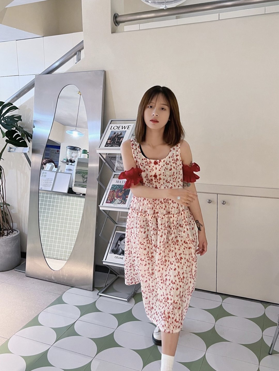 甜美氛围 小小爱心印花 重工蕾丝露肩洋裝 背心裙 寬鬆 - 洋装/连衣裙 - 棉 红色