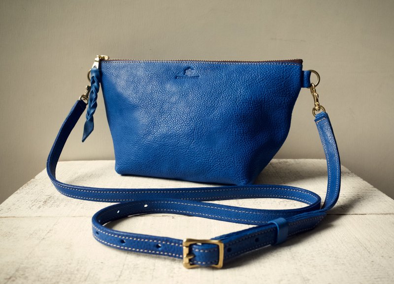JAPAN leather Nume leather clutch shoulder pouch barco L regatta blue - 其他 - 真皮 蓝色