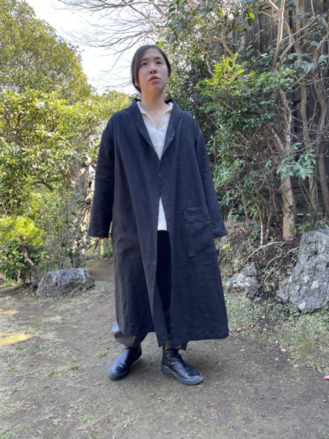 亚麻罩衫式大衣 (黑色) - 女装休闲/机能外套 - 棉 黑色