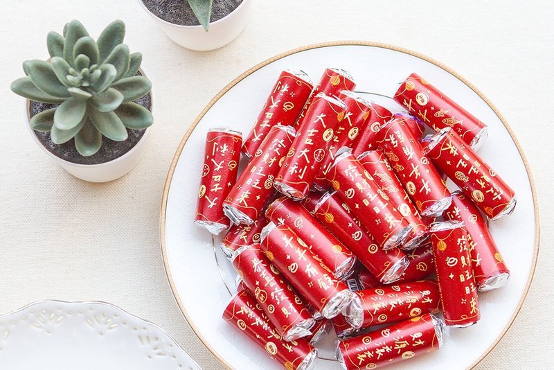 新年祝福语 迷你曼陀珠(公版贴纸100条入) - 零食/点心 - 新鲜食材 红色