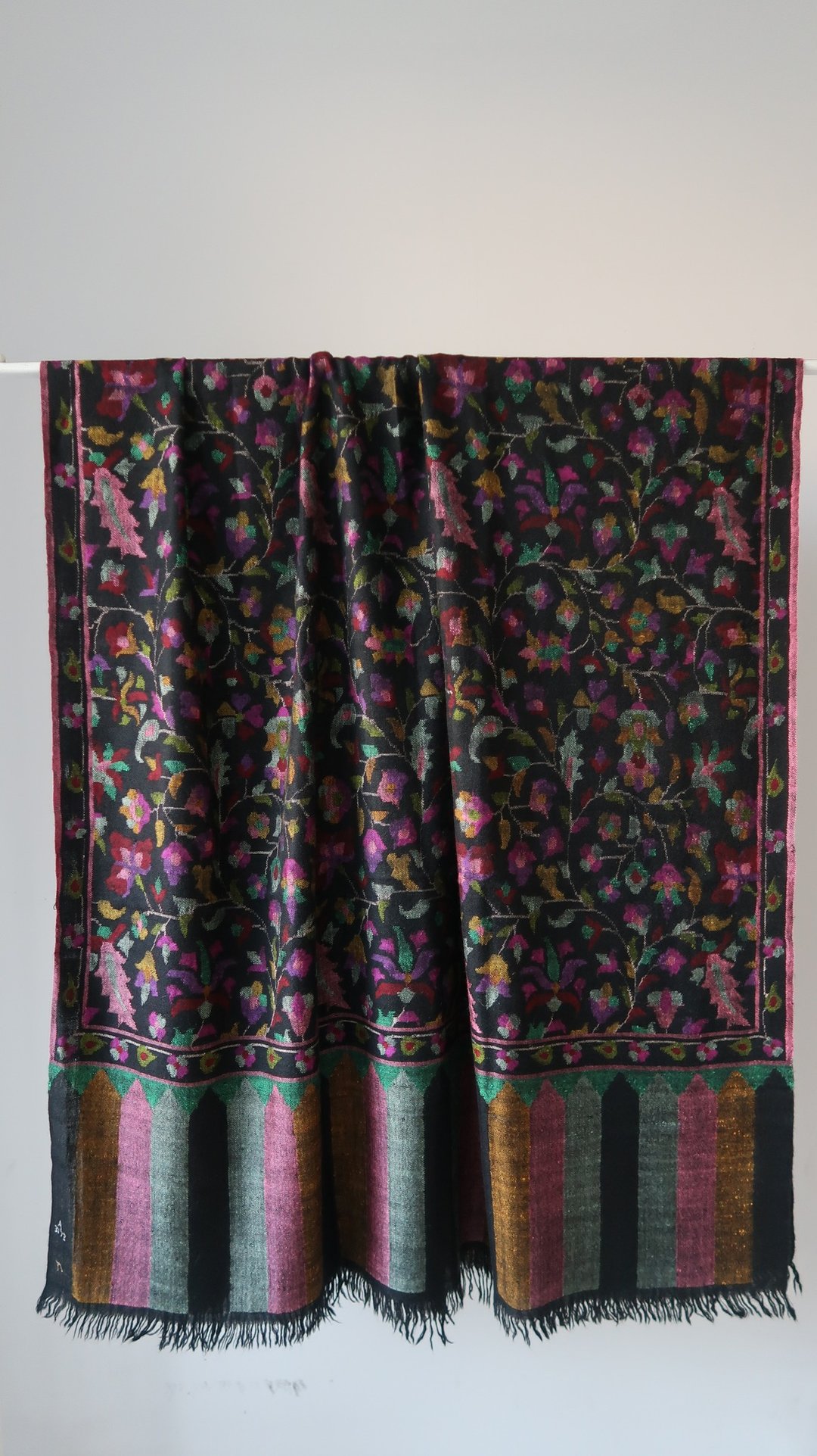 母亲节首选Black Hand Woven Kani Pashmina Shawls 顶级手织卡尼 - 围巾/披肩 - 羊毛 黑色