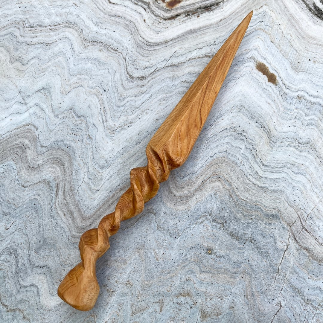 我贩剑　魔苦无　绕纸揉　高山樟　匕首木刀小刀　魔剑 - 摆饰 - 木头 橘色