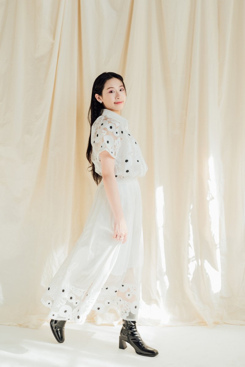 薄纱白花刺绣大圆裙hsu8676专属卖场 - 裙子 - 其他人造纤维 白色