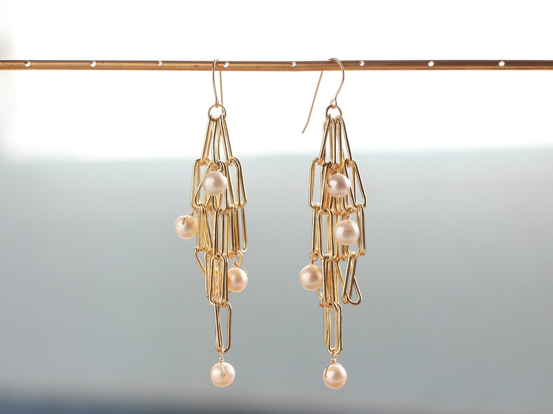 14kgf(only hook)-volume chain with pearl pierced earrings /can change to clip-on - 耳环/耳夹 - 其他金属 金色