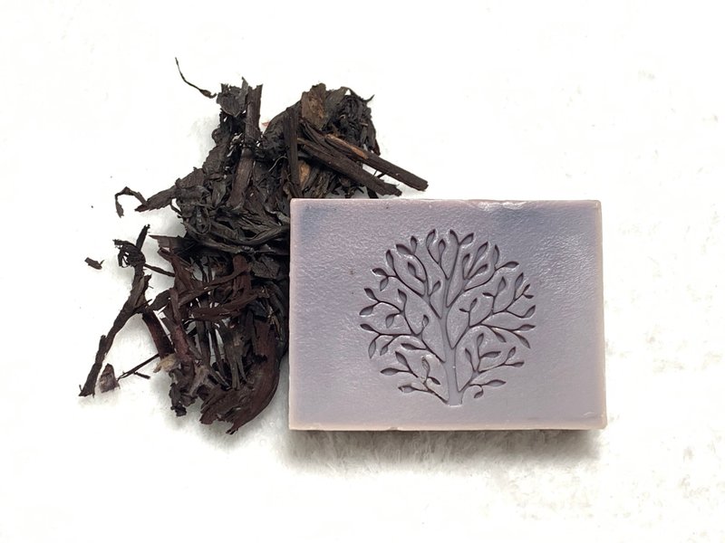【卡萝琳手工皂】紫草皂 敏感肌肤适用 - 沐浴用品 - 浓缩/萃取物 