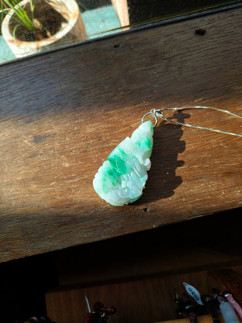 天然缅甸翡翠吊坠   随机附送925银项链 072117 - 项链 - 宝石 绿色