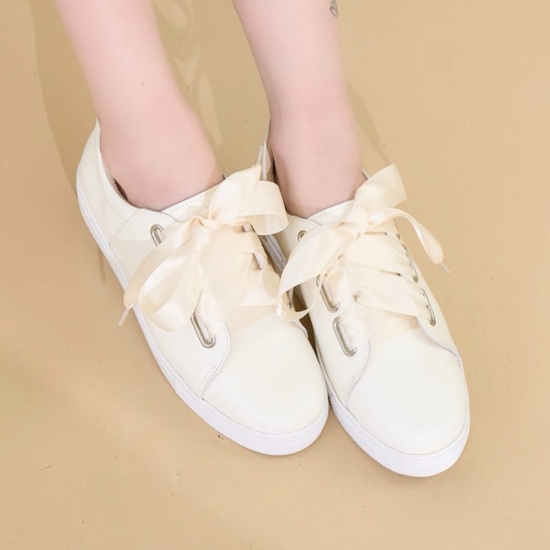【前进的少女】牛皮缎带系绳休闲鞋_白色奇幻 - 女款休闲鞋 - 真皮 白色