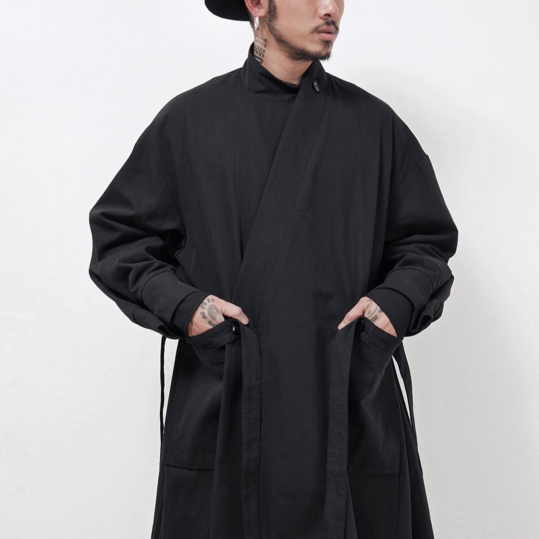 復古漢服斜襟中國風曲領道袍式寬鬆長款工裝感風衣外套 - 男装外套 - 棉 黑色