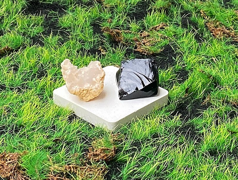 玛瑙白水晶原矿元宝 黑曜石 |招财开运 避邪保平安 办公室 风水 - 摆饰 - 水晶 多色