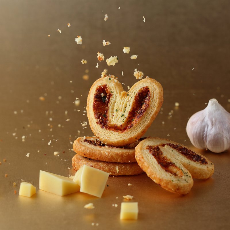 青鸟旅行 | 旅行盒-香蒜起司蝴蝶酥 8入 - 零食/点心 - 新鲜食材 咖啡色