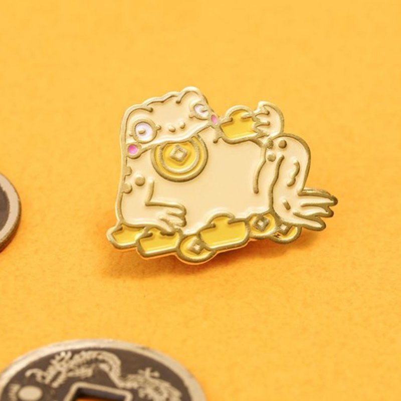 台湾奇兽徽章/胸章 三脚金蟾 台湾纪念品/礼物 - 徽章/别针 - 其他金属 