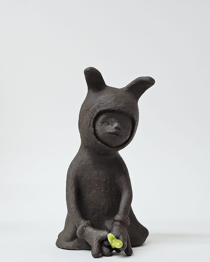 那一点绿 陶艺雕塑 - 花瓶/陶器 - 瓷 黑色