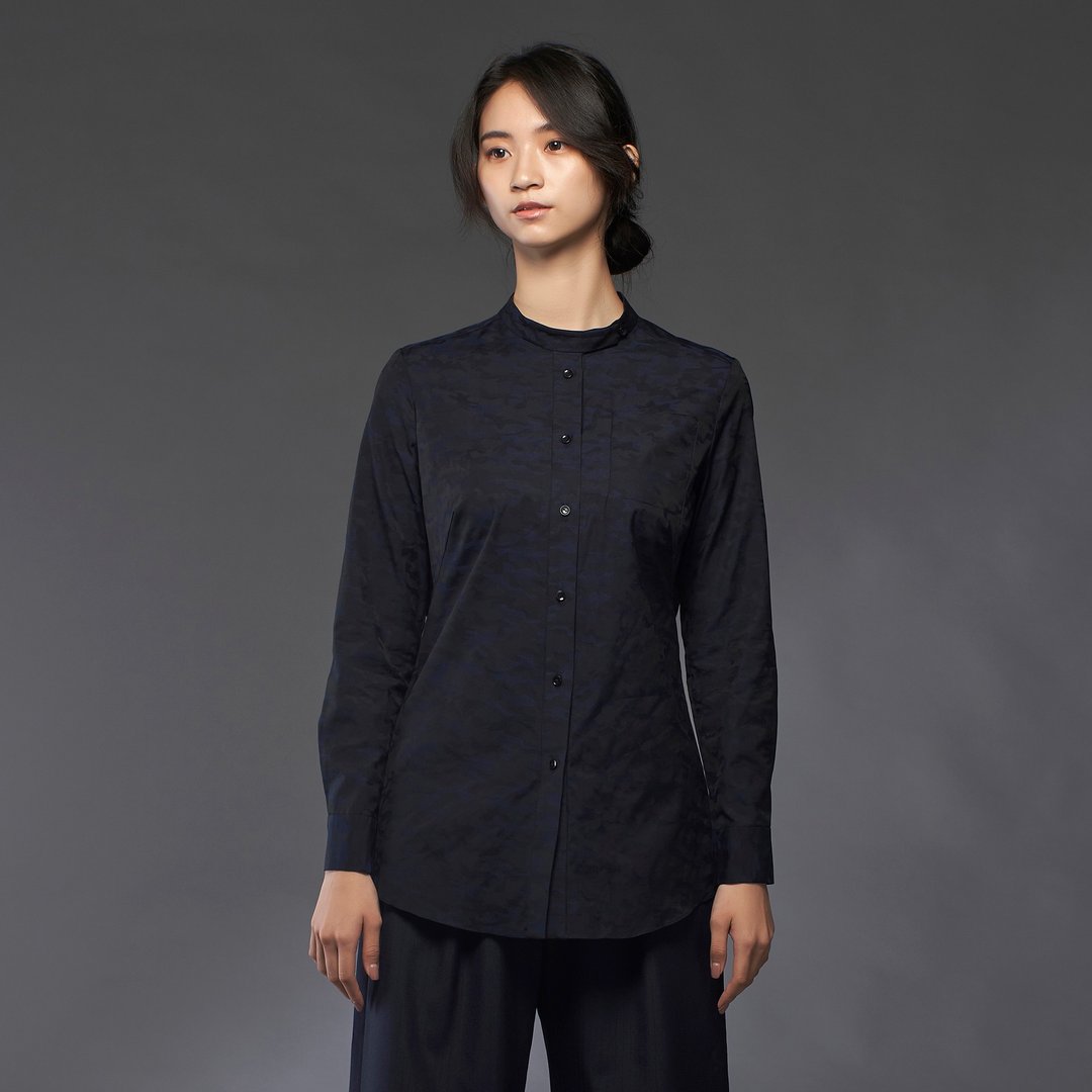 黑蓝迷彩隐形口袋长袖衬衫-日本纯棉布料 - 女装衬衫 - 棉 蓝色