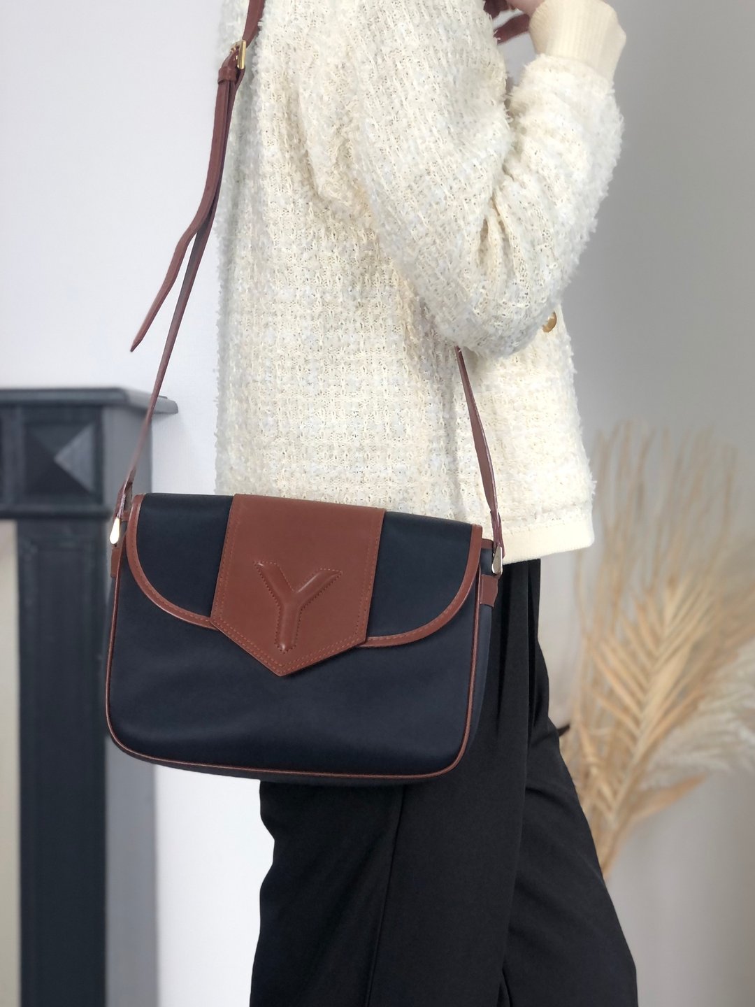 【日本直送 名牌中古包】Yves Saint Laurent イヴ・サンローラン 侧背包 蓝色 棕色 Y 尼龙 Old v76bcn - 侧背包/斜挎包 - 尼龙 蓝色