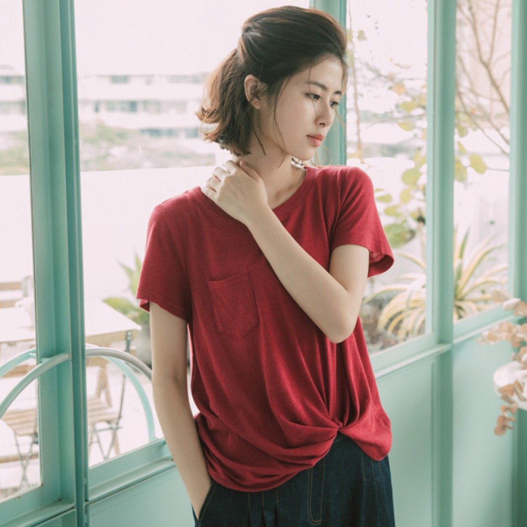 扭一结有机棉短袖上衣-脸红红 - 女装上衣 - 棉 红色