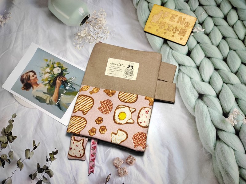 猫咪系列-粉红猫咪零食点心布书衣-布书套-订做双笔插+口袋-A6A5 - 书衣/书套 - 棉．麻 