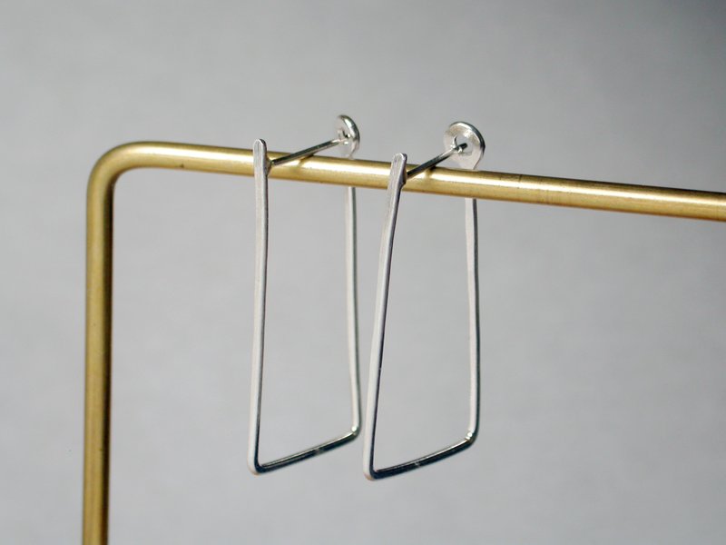 【Line 系列】 #a22 长方耳环/ 925银/ 手工礼物/ 定制化 - 耳环/耳夹 - 银 白色